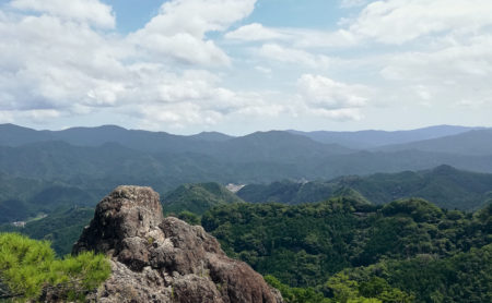 鳳来寺山 鷹打場