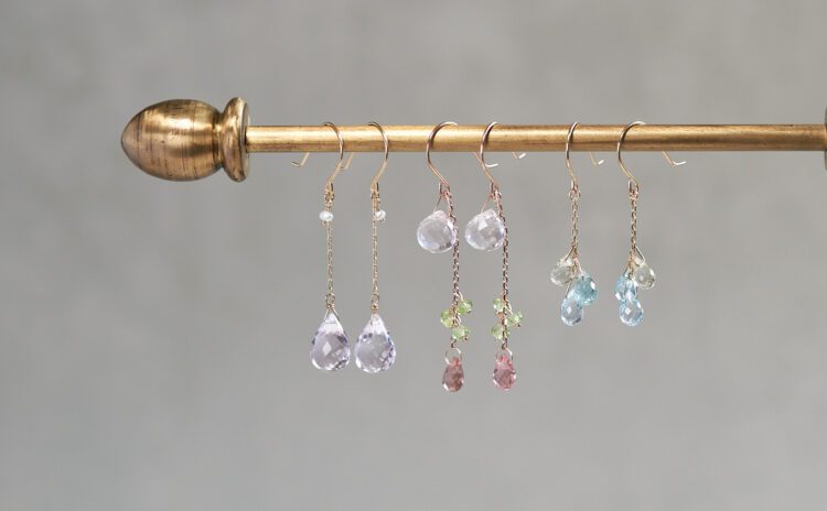 夏涼しげな天然石ピアス