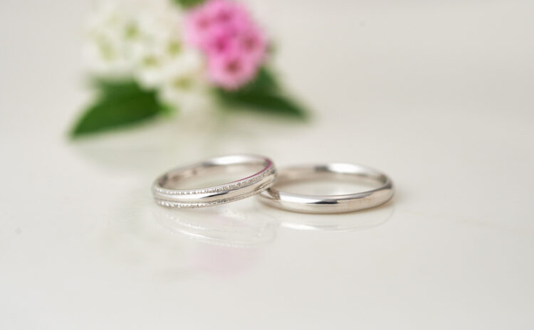 ミル打ちと甲丸のプラチナ結婚指輪