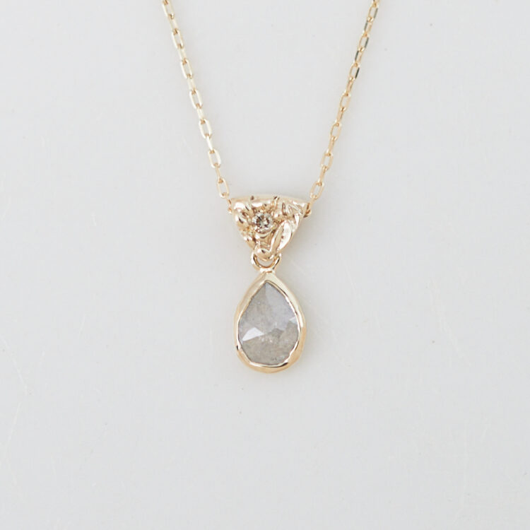 冬霞 ナチュラルダイヤモンド K10 ネックレス